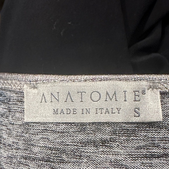 Anatomie Shimmering Silver Tank Top - Picture 4 of 6